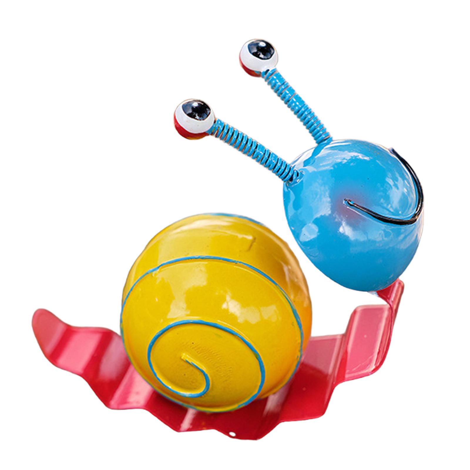 

Statue Shaped Yard Iron Art Wall Decor Wall Sculpture 12x6x12cm Handmade Cute Lawn Decoration for Outdoor Indoor Multipurpose