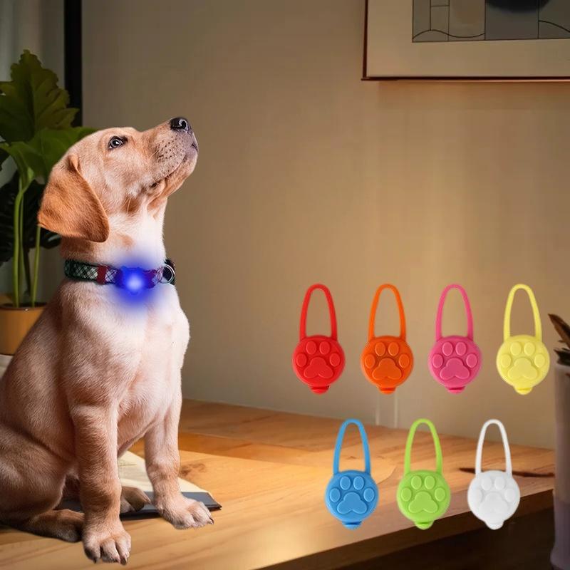 LED Night Light Pendant for Dogs Glowing Dog Tag Anti-Lost Safety Light Outdoor Night Walking Dog Collar Accessory