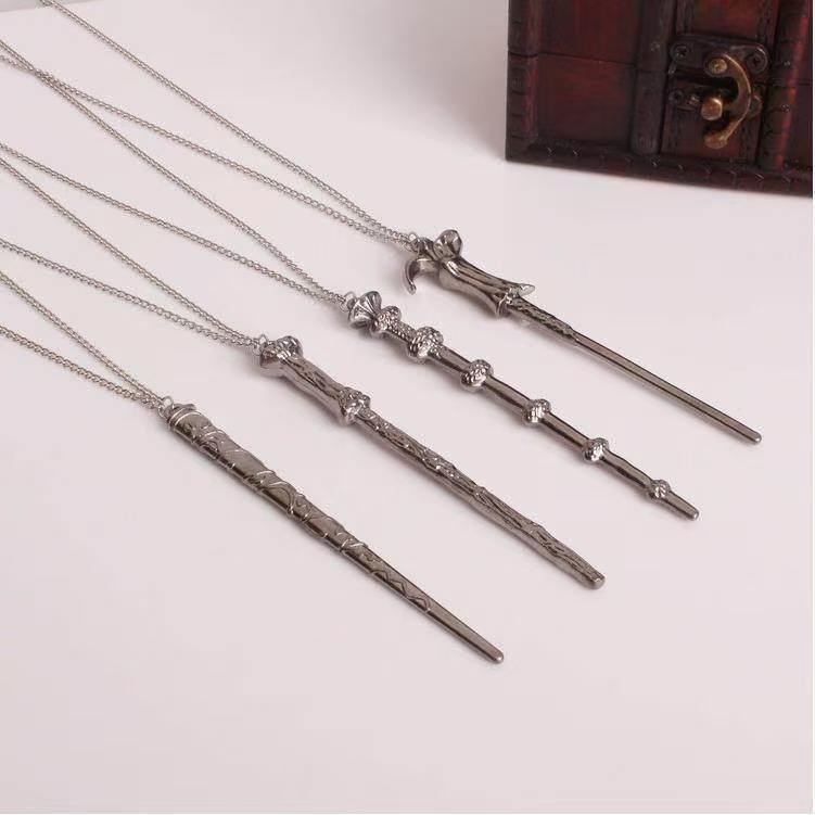 Funko Pop! Keychain Harry Potter Wizard Wand Collectible Key Ring Official Movie Style Mini Wand Pendant, Golden Snitch