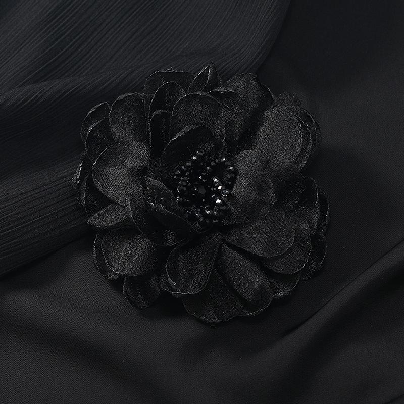 Elegant Silk Yarn Crystal Flower Brooch Three-dimensional High-end Retro Pin Evening Temperament Dress Corsage Woman