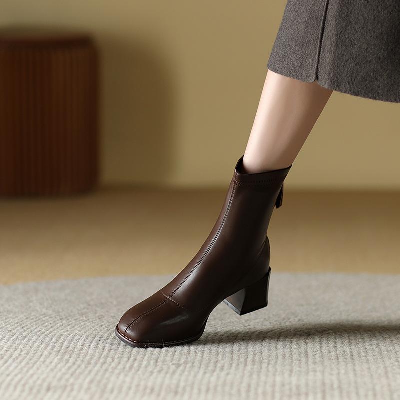 Leather short boots women's thick heel autumn and winter new medium heel high heel boots brown small thin boots