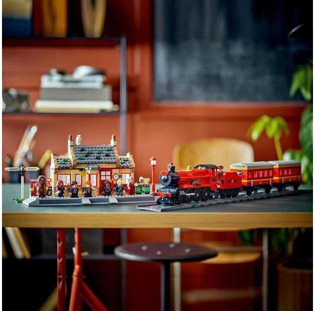 LEGO Harry Potter 76423 Хогвартс-экспресс и станция Хогсмид