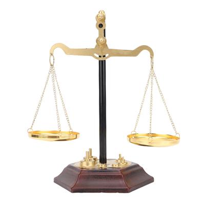 Vintage Balance Scale Sculpture Ornament Antique Weight Balancing Scale Decoration for Foyer Living Room Office Desktop