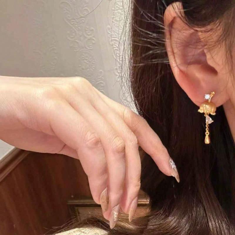 Luxury Gold Color Sparkling Zirconia Lily Flower Elegant Water Droplet Earrings for Women's Daily Wear Christmas New Year Gifts