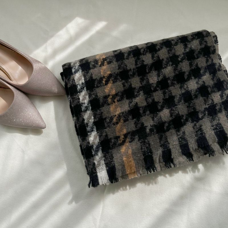 Fashion plaid scarf winter sweet imitation cashmere thousand bird plaid scarf thickened warm shawl gift