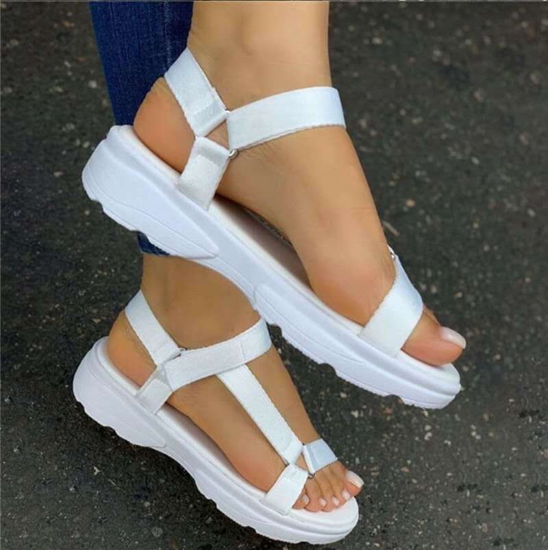 2024 Summer New Sandals Rainbow Color Flat Women Sandals Luxury Sandals Women Designers Outdoor Beach Opened Toe Shoes