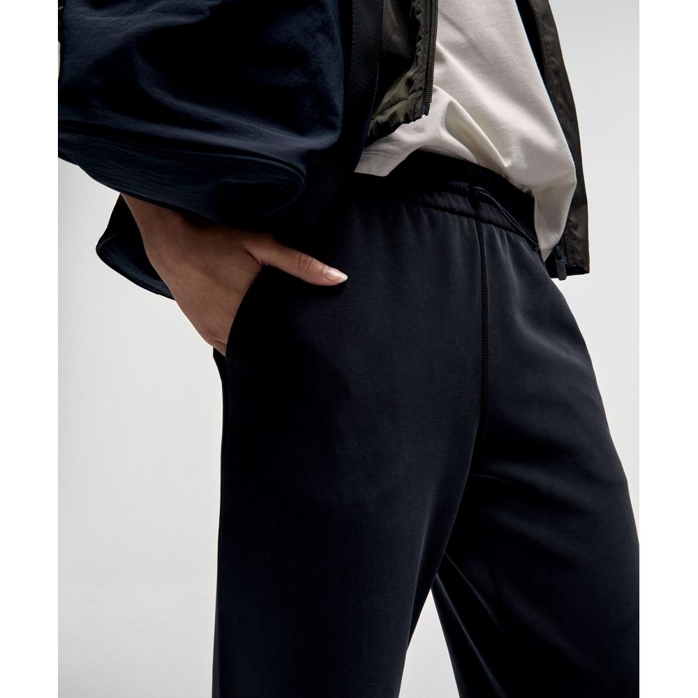 Lululemon Softstreme High Rise Straight Leg Cropped Pant Black