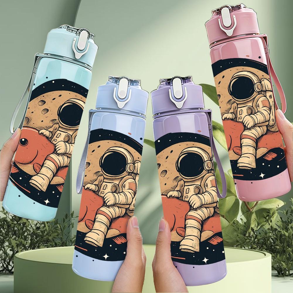 1PC Space Astronaut Planet 750ml Color Plastic Sports Water Bottle Leakproof Flip Straw Lid Suitable for Sports Office Home Use