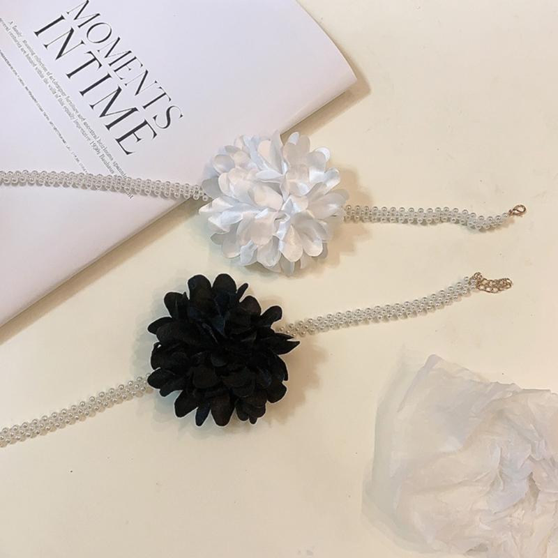Stylish Double Layer Necklace Floral Choker Imitation Pearls Choker Vintage Neck Jewelry Elegant Flower Choker for Women