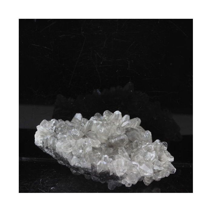 Pierres et Minéraux. Calcite. 208.20 ct. Anduze, Gard, Occitanie, France.