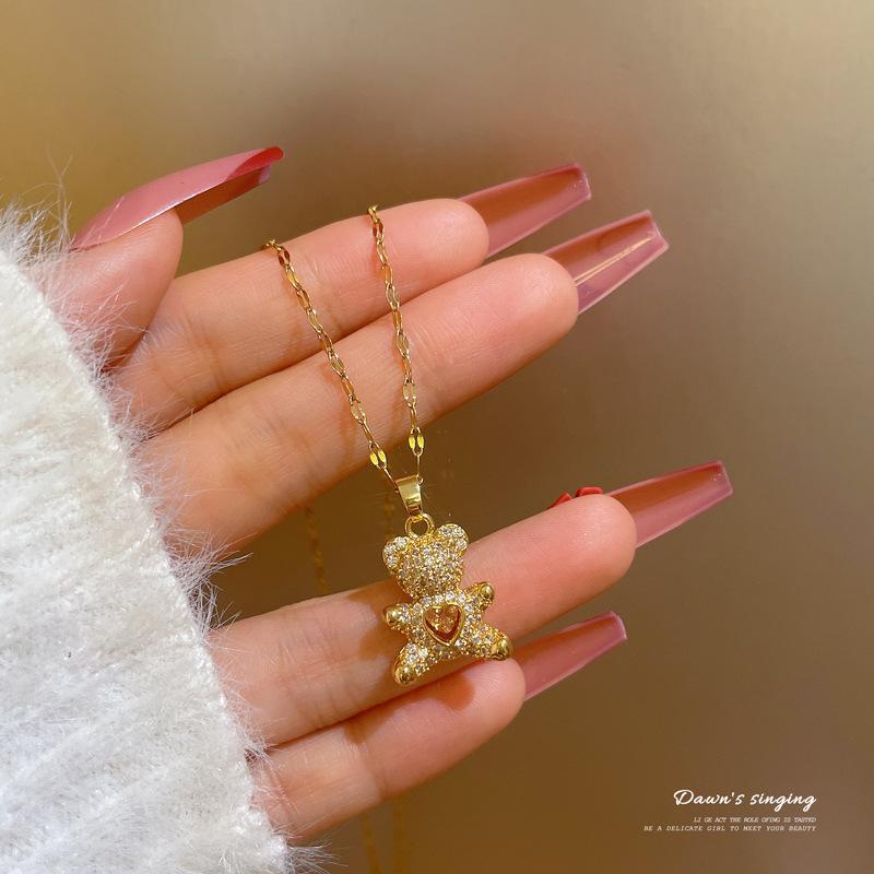 Милый кулон-медвежонок Медведь, обнимающий с любовью, Настоящее золото, Микро-инкрустация цирконами, Простая регулируемая цепочка на ключицу