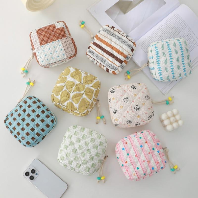 2026 Mini Portable Storage Bag Vintage Cute and Soft Coin Purse Makeup Bag Sanitary Towel Lipstick Coin and Key Storage Bag