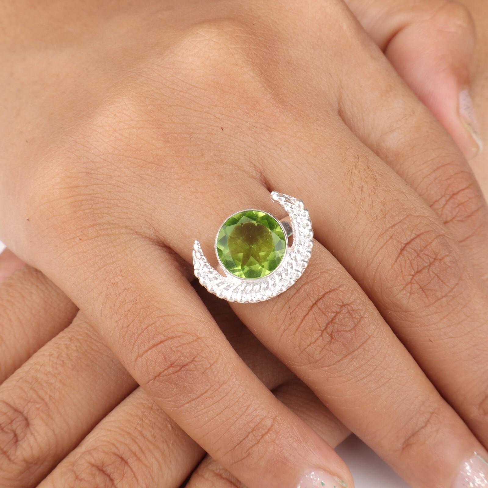 

Хризолит Драгоценный камень 925 Стерлинговое серебро Изделия ручной работы Кольцо с камнем августа RR-48-10 11.25