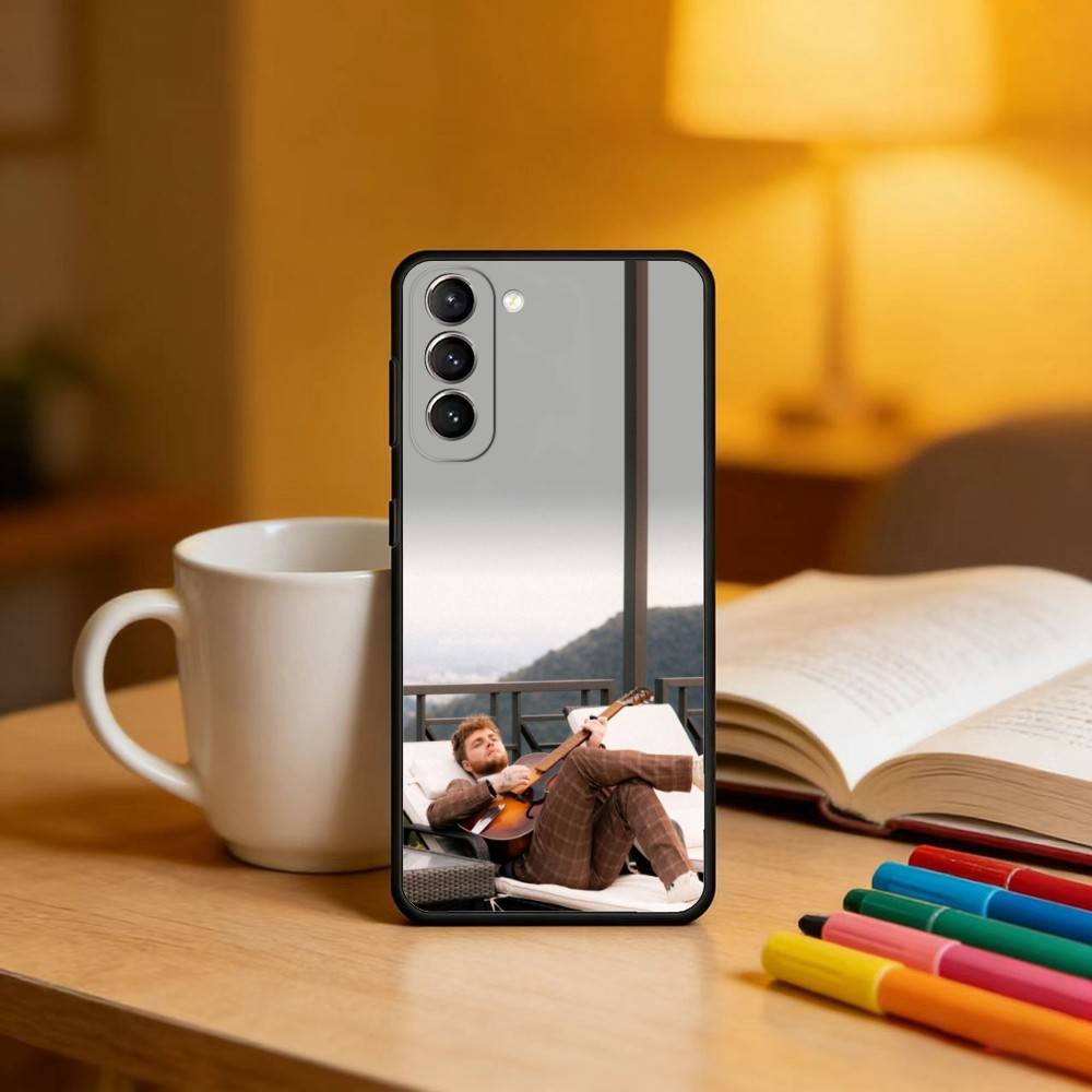 Singer A-Alex W-Warren Phone Case For Samsung S25,24,23,22,30,21,10,9,Ultra,Plus,Lite,FE,4,5 G Soft Black Case