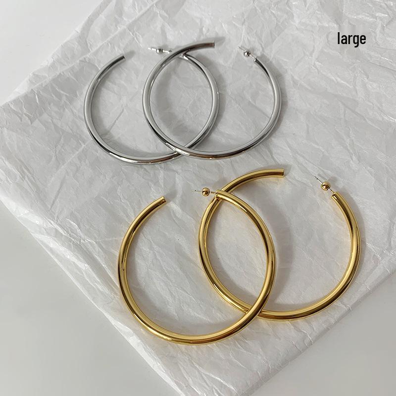 2024 European & American Minimalist Gold-Tone C-Shaped Hoop Earrings for Women