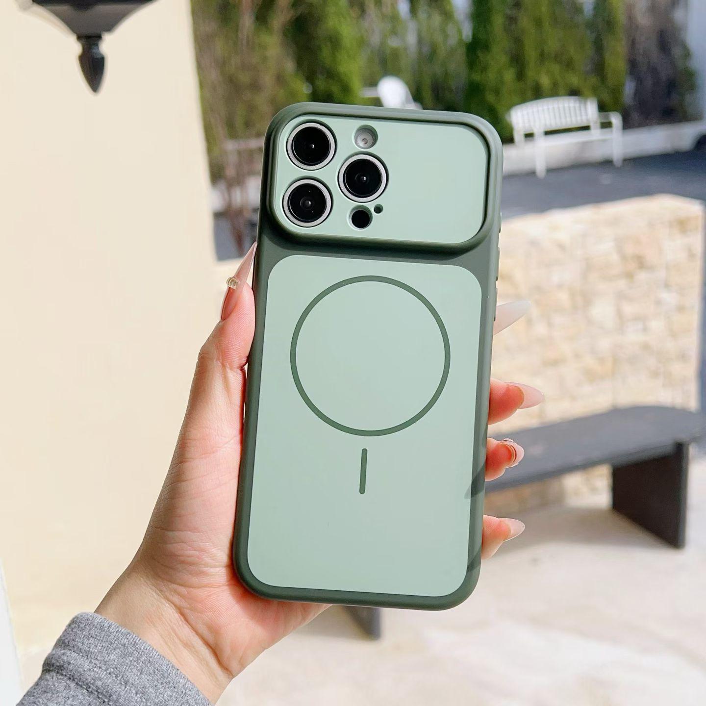 

Compatible with iPhone 17 Pro Max, Simple Skin-Feel Magnetic Suction Protective Case for Men & Women iPhone 13 Pro
