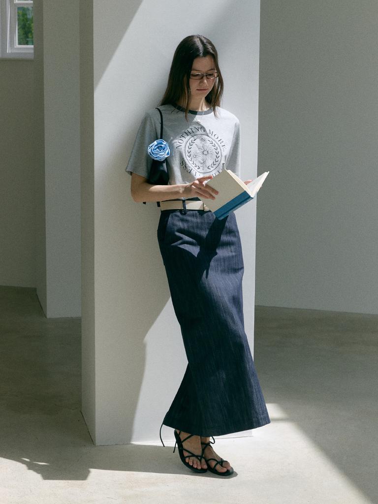 Mouth Back Slit Maxi Skirt (Indigo Denim)