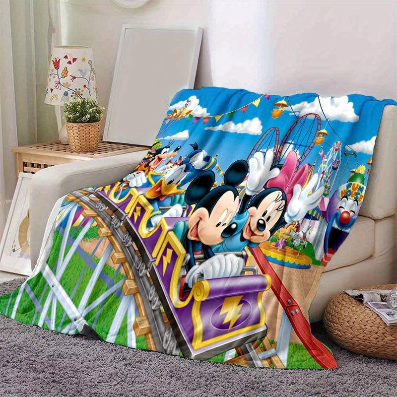 

Mickey and Minnie Flannel Blanket - Ultra-Soft, Cozy, and Comfortable for Sofa, Bedroom, Camping, and Travel - Four-Season Versatility, Vibr 100x150cm