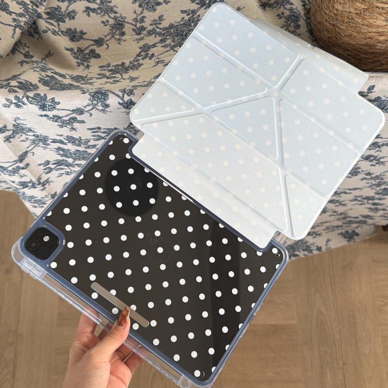 Custodia Buckle per iPad Pro 2021 - Pois a sei colori con design a cuoricini femminili