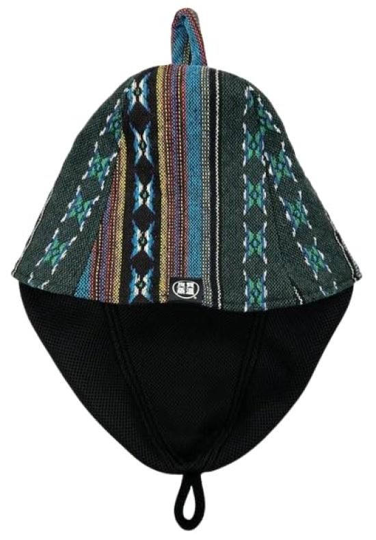 

Зеленое мексиканское лоскутное одеяло сочетается с зеленой спинкой из толстой сетки. Сауна-шапка из 3-слойной сетки нового поколения. Ручная работа. Оригинальный продукт. Унисекс. Свободный крой.