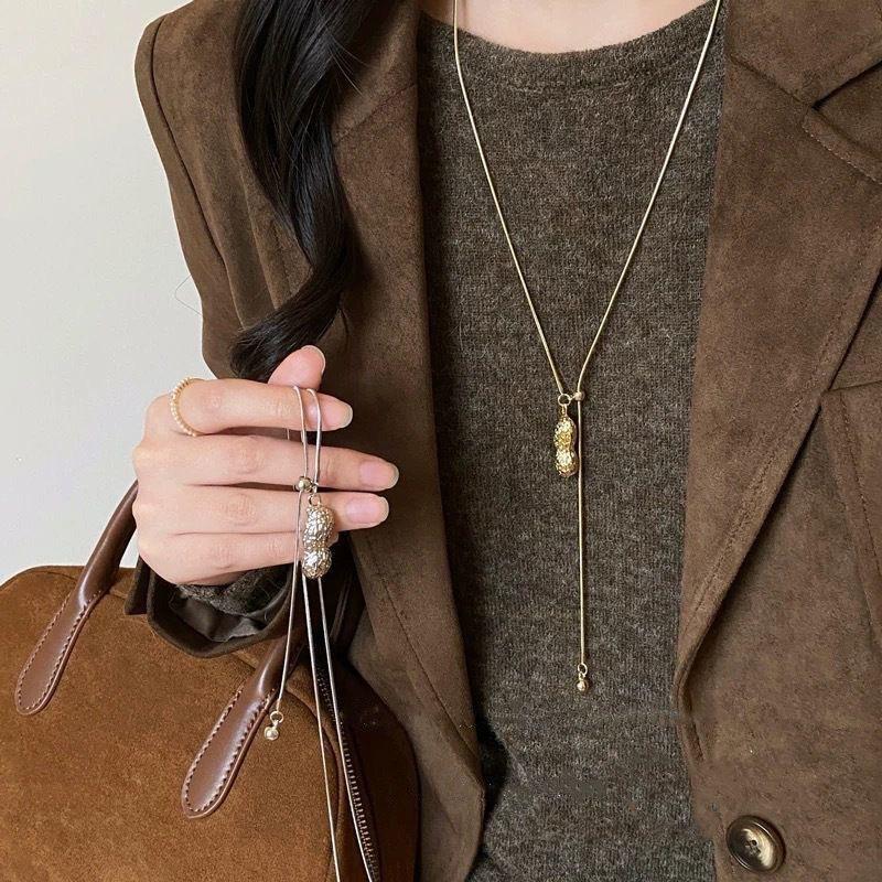 Women's Autumn and Winter Neck Hanging Long Sweater Necklace