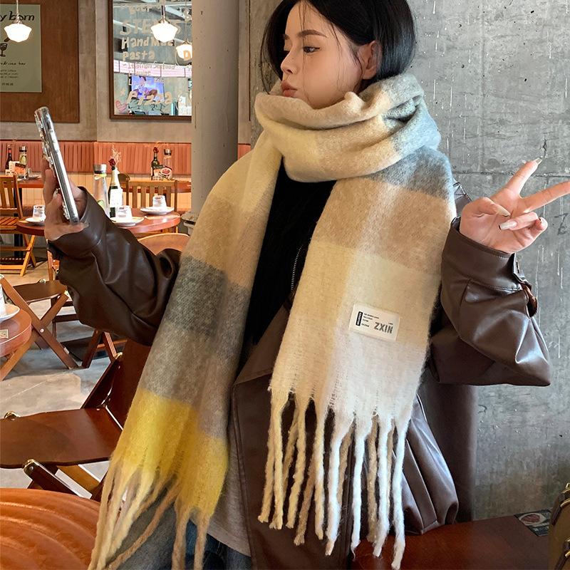 Blue and White Plaid Scarf Women's New Winter Thickened Imitation Cashmere Warm Scarf High-end Knitting