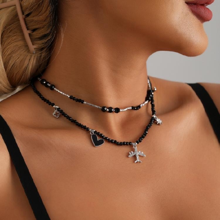 Elegant Gothic Plane Pendant Necklace with Black Beaded Charm and Adjustable Chain Decoration for Trendy Women