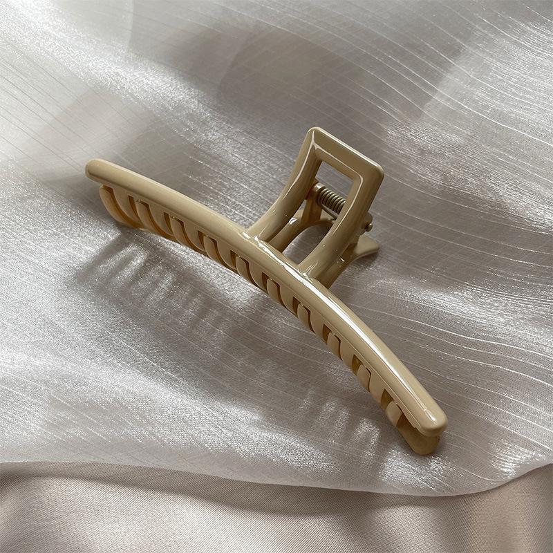 Nya Enkla Stora Enords Hårklämmor för Kvinna Mode Akryl Hajklämma Tvätta Ansiktet Hårklämmor Hårnålar Håraccessoarer