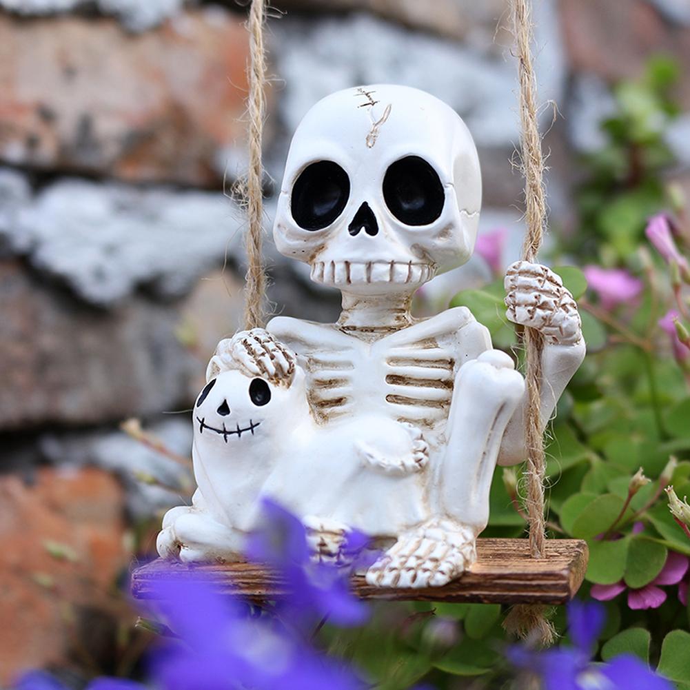 Swing Skull Resin Hanging Pendant Scary Hanging Decoration For Lawn Yard Decoration