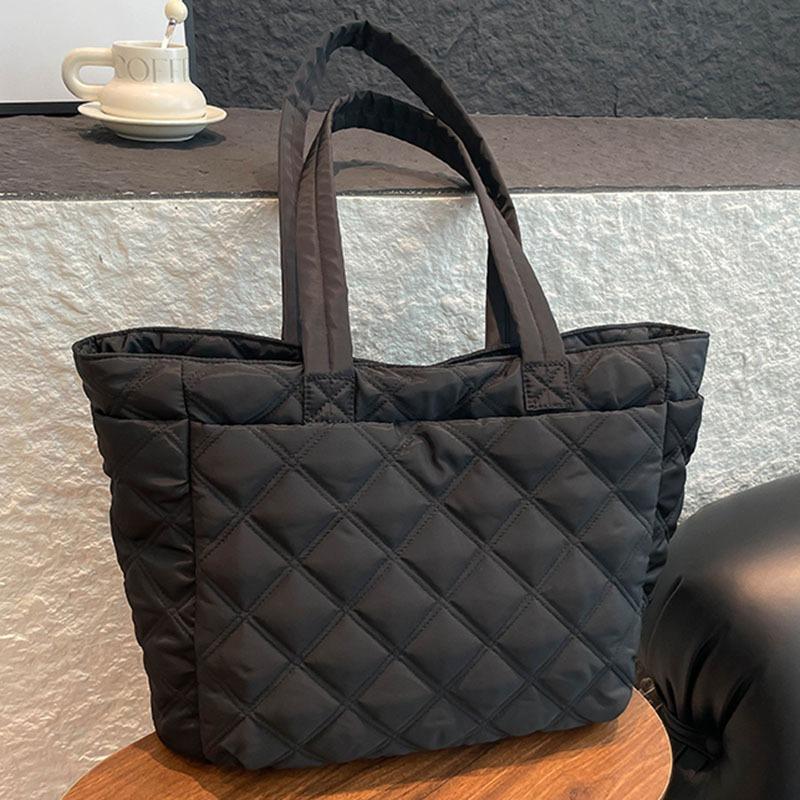 

Нейлоновая тканевая сумка женская большой вместимости новая осенне-зимняя универсальная ромбовидная сумка через плечо сумка студенческая сумка-тоут чёрный