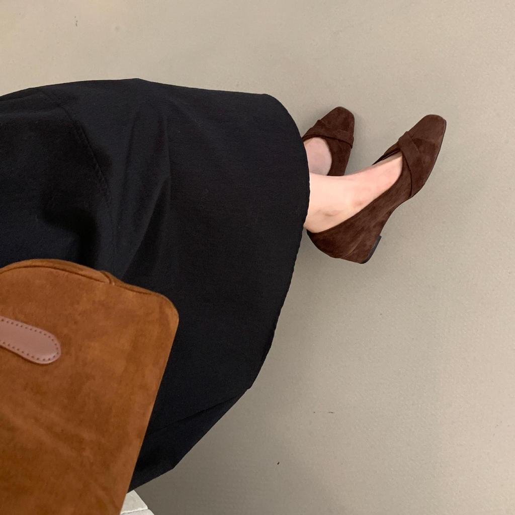 Temperament suede square head shallow mouth bevel heel single shoes women's shoes 2025 new Korean version versatile red evening fairy shoes