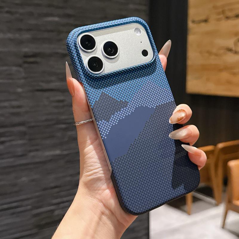 Kevlar Ultra-Thin Magnetic Case for iPhone 16/17 - Carbon Fiber Texture, Drop-Proof Protection iPhone 15