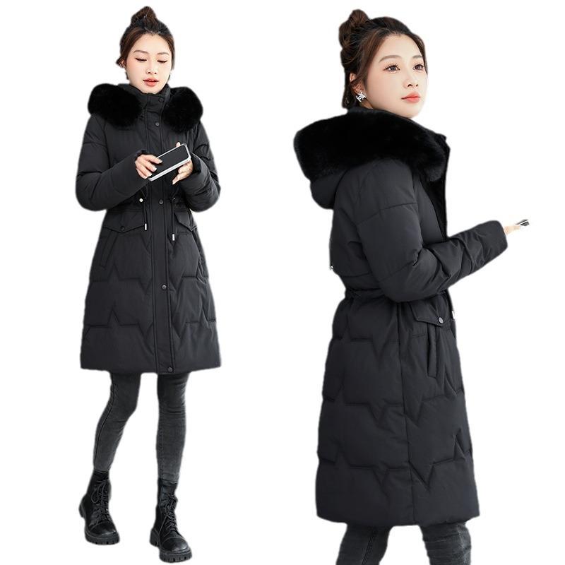 Mittellange und lange, eng anliegende, mit Baumwolle gefütterte Kleidung mit großem Pelzkragen, neue dünne und warme, mit Baumwolle gefütterte Kleidung und eng anliegende Mäntel im ausländischen Stil.