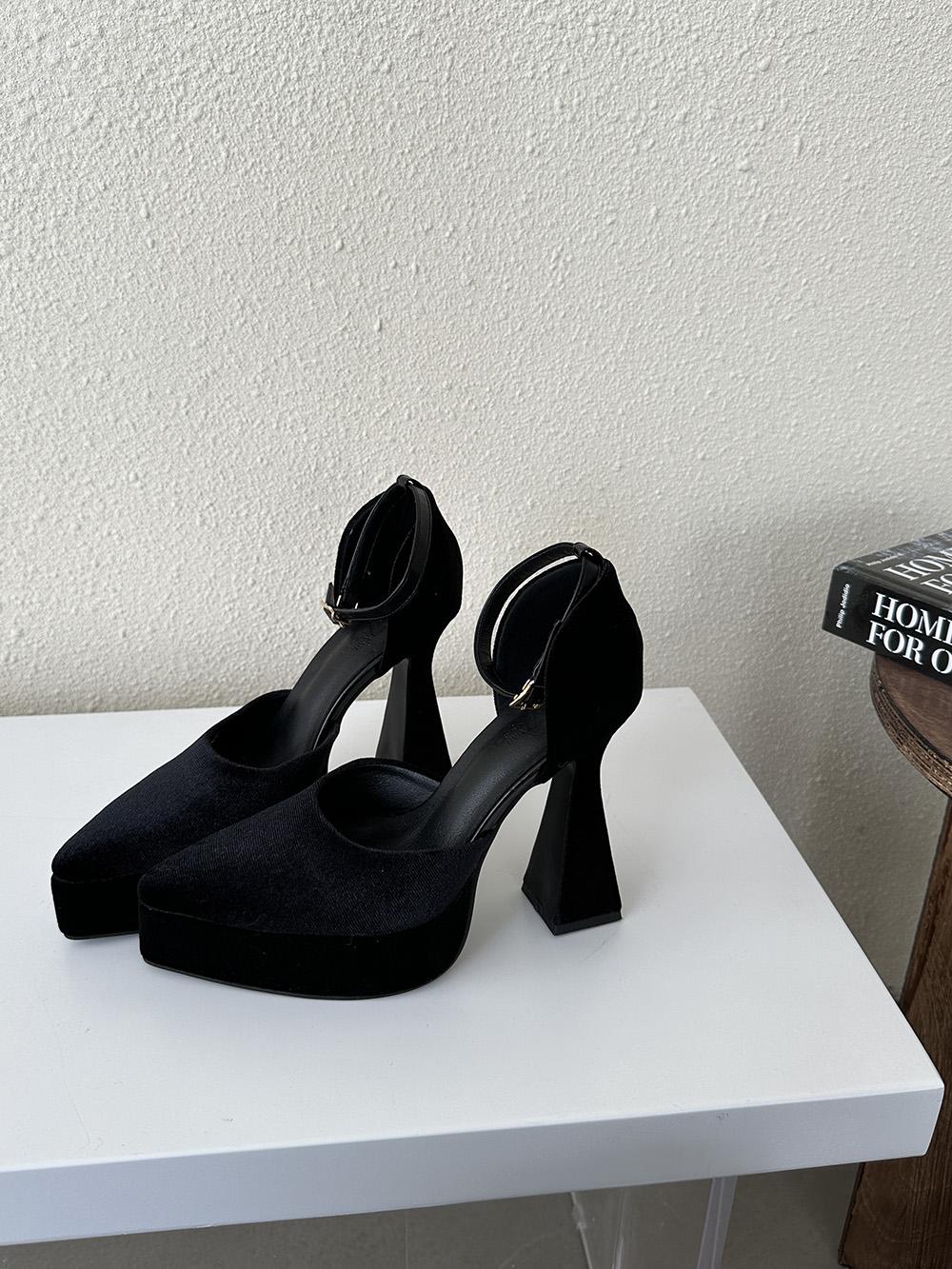 

модные атласные женские сандалии с острым носком 2024 новинки сексуальные на толстом высоком каблуке ремешок на щиколотке коричневые бежевые черные модные свадебные туфли-лодочки 39 5.5 чёрный