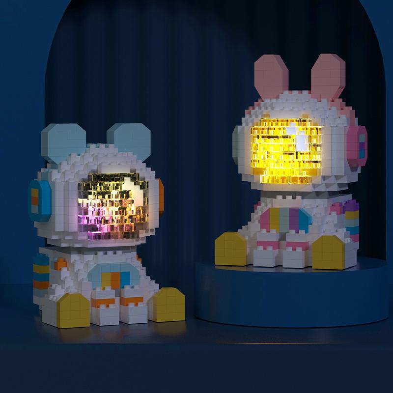 Cute Astronaut Building Block Cartoon DIY Spaceman Model Figures Assembly Micro Diamond Mini Brick Toys For Kids Christmas Gift