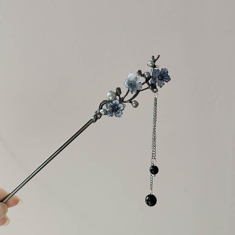 Elegant Retro Chinese Flower Tassel Hairpin: Women's High-End Updo Accessory