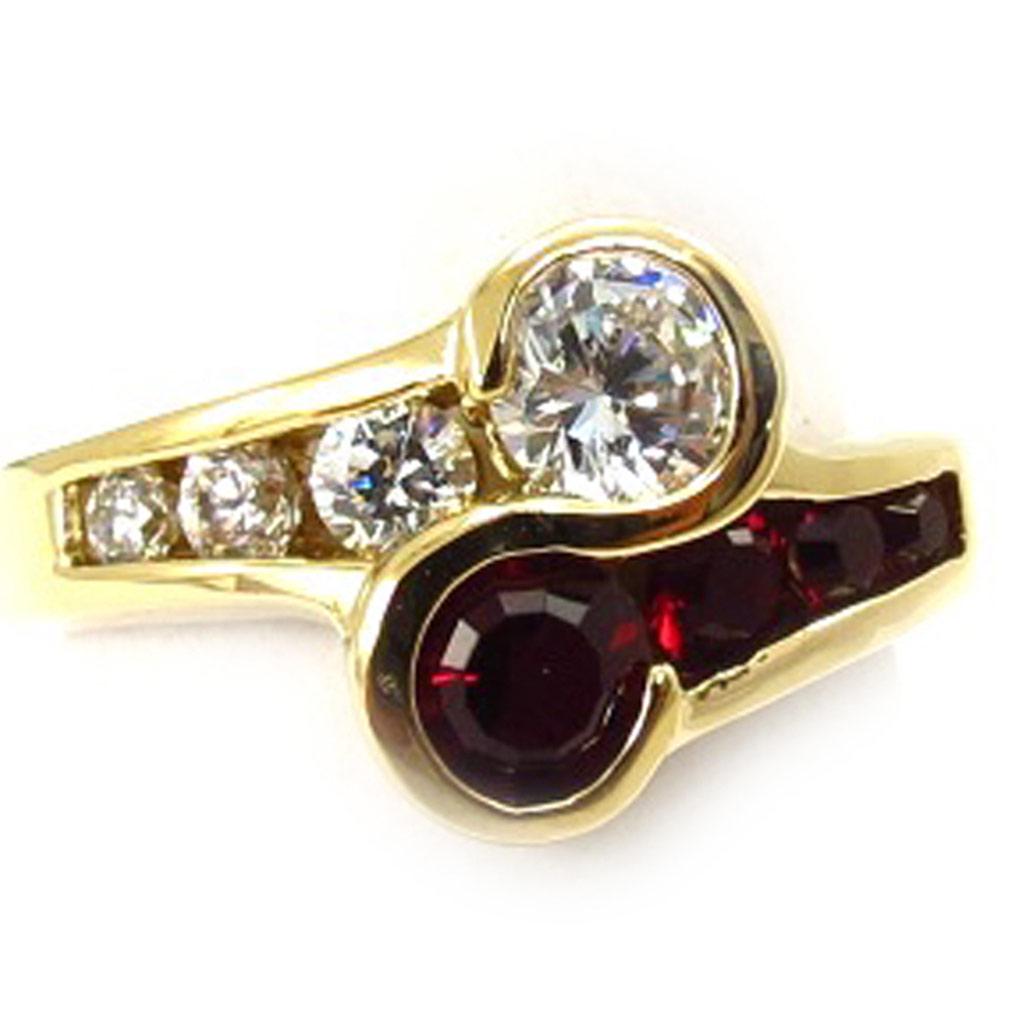 Bague Plaqué Or 'Aphrodite' grenat blanc