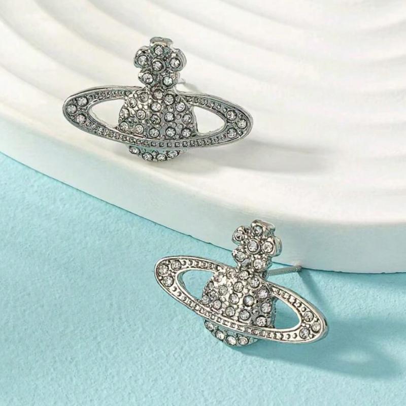 1 Pair Fashionable Creative Personalized Rhinestone Skull, Flower & Planet Stud Earrings For Ladies, Stylish For Daily Commuting And Versatile Wear