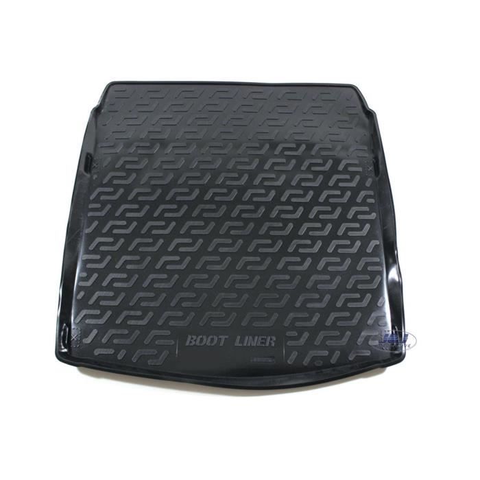 J&J AUTOMOTIVE | Premium Rubber Boot Mat For Volkswagen Passat B8 Variant Estate 2014-2023