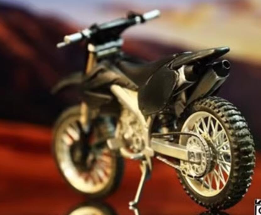 [AC] MRx90's 112 Scale Male MR7 Movable Action Figure Bike MRF90S-003