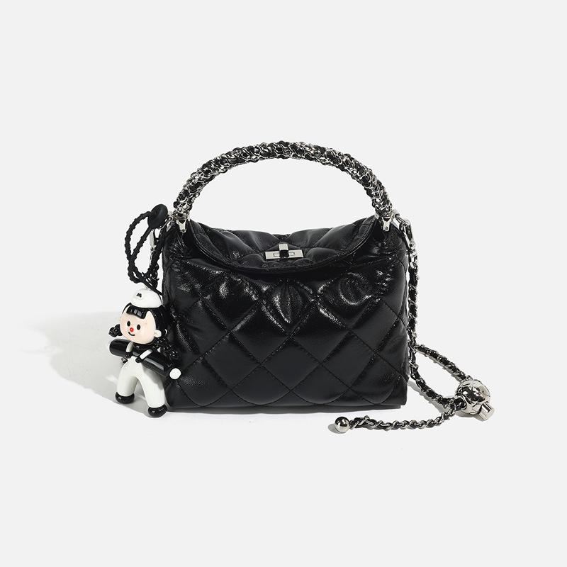Women s Spring/Summer New Vintage Lingge Small Fragrant Chain Tote Bag Commuter Versatile Underarm Single Shoulder Bucket Bag чёрный