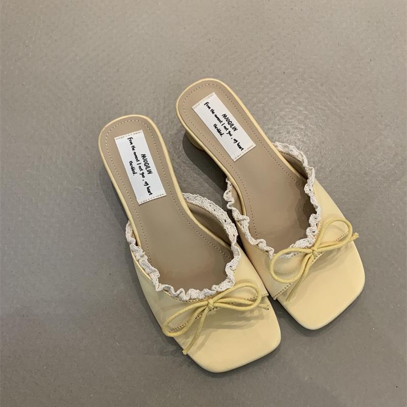 Designer Summer Butterfly-knot Lace Women Slippers Casual Thick Low Heel Dress Street Style Slides Square-toe Bow Tie Thick-heeled Sandals Slippers 34EUCN35 2350₽