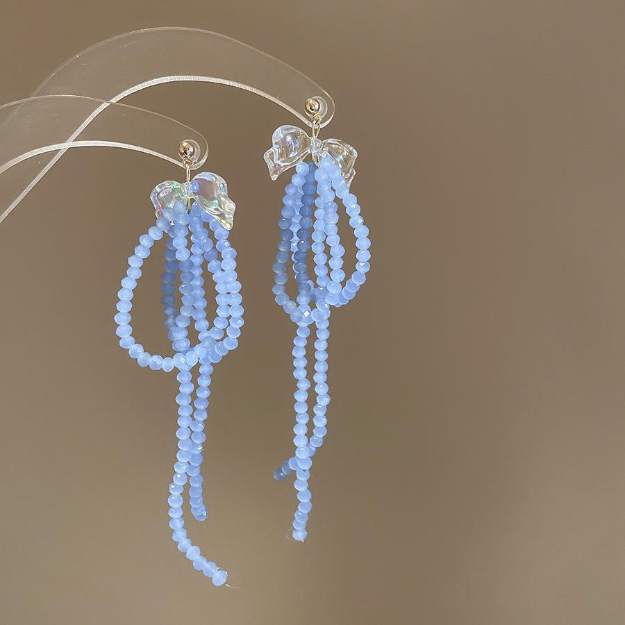 

Акриловые серьги-бантики с синей бахромой, модные и свежие серьги-пусеты, высококлассные, универсальные серьги для женщин