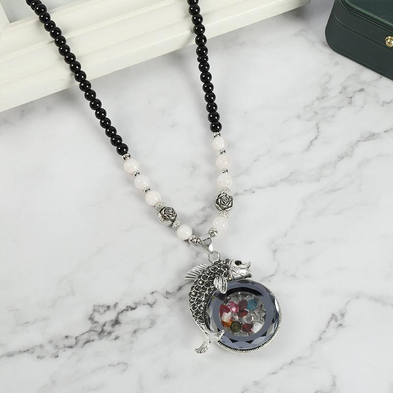 Retro Fashion Opal High-end Necklace Female Long Temperament Sweater Chain Flower Diamond Versatile Accessories