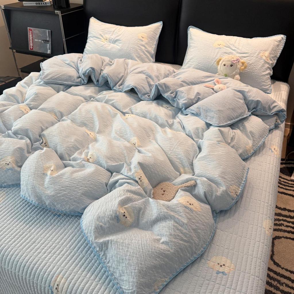 Princess Style Cartoon Shell Super Soft Bed Cover Set - 3 or 4-Piece, All Seasons, Skin-Friendly, Perfect for Dorms