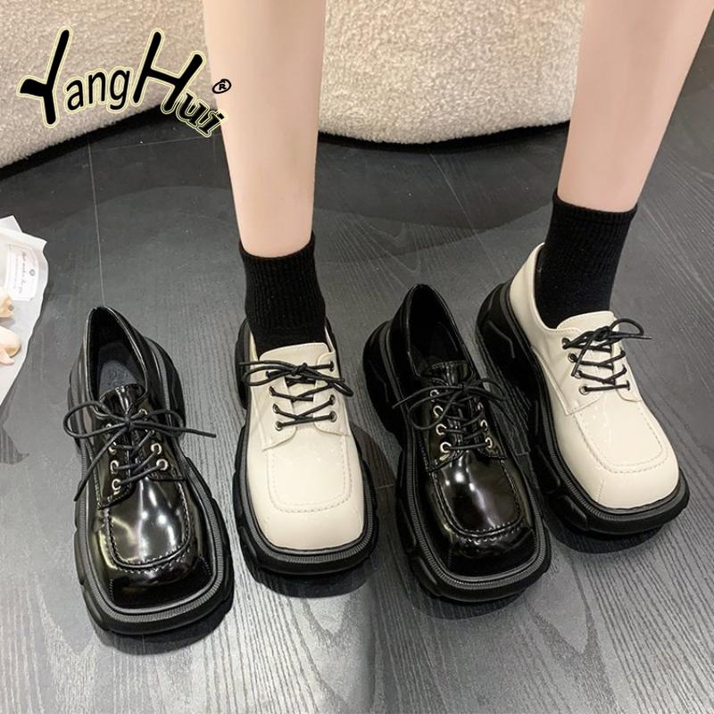 Fashion Women 2024 New Square To Design Beige Chelsea Platform Boots Spring Autumn Lace Thick Heel College Style Small Leather Shoes