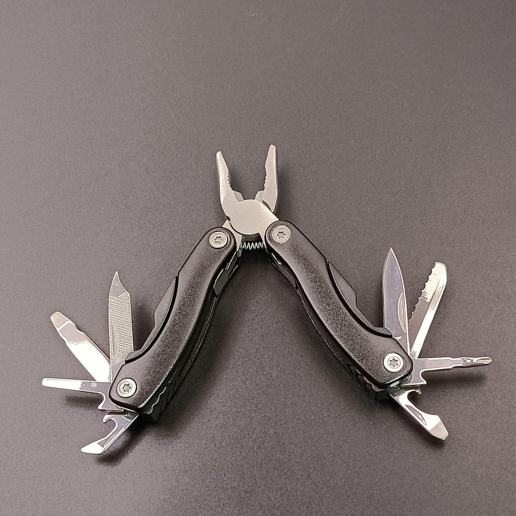 Multifunctional Mini Folding Knife with Pliers