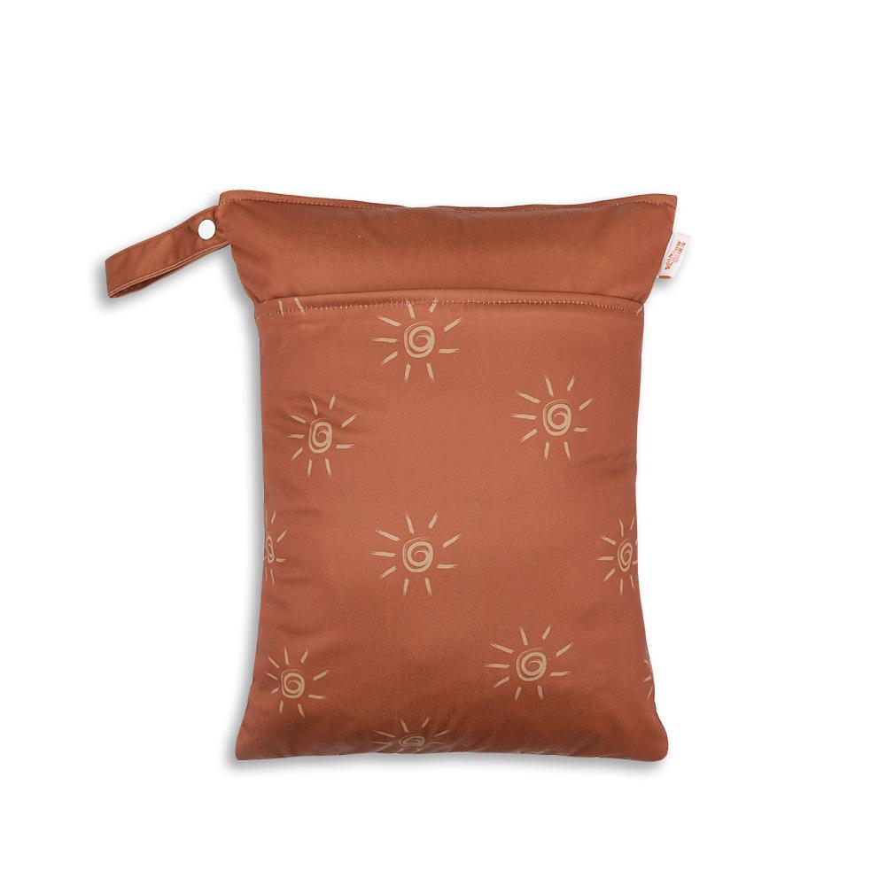 Waterproof Reusable Cloth Bag with Zipper Pocket and Handle - Fashionable Sun Burst Design, Suitable for Beaches, Swimming Pools, Gyms, Yoga