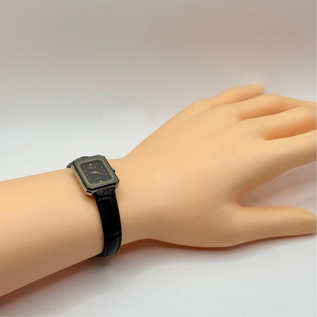 Used RADO Diastar 153.1016.3QZ black dial ladies watch