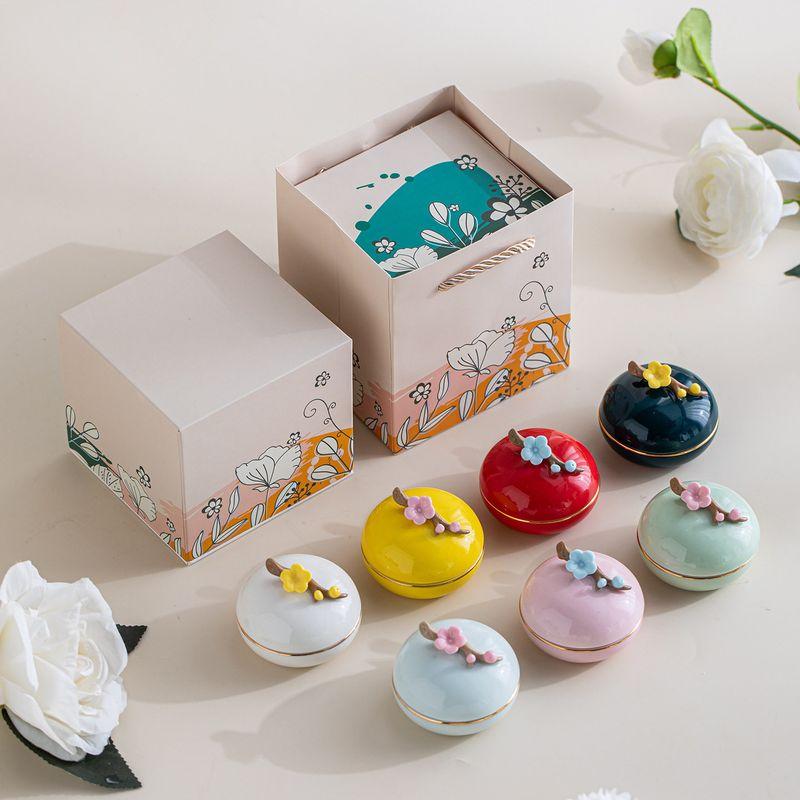 Cultural and Creative Solid Balm Gift Box Set, Chinese Style Flower-Painted Ceramic Jar, Long-Lasting Fragrance, Traditional Ancient-Style Solid Balm